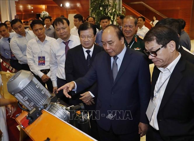 Thủ tướng: Tạo dựng thị trường cho doanh nghiệp cơ khí phát triển
